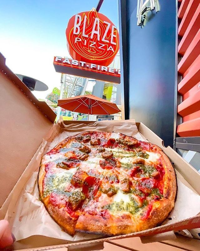 Blaze Pizza Menu Prices 2022 Salads, Desserts, Menu price in PDF