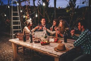 friendsgiving dinner